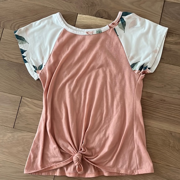 Girls pink know front shirt with floral sleeves - Picture 1 of 2